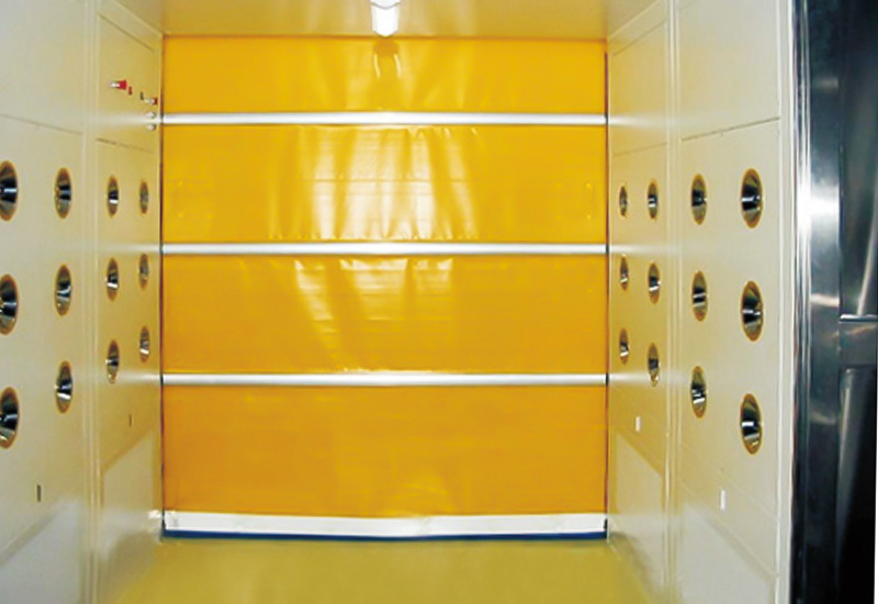 快速卷帘门货淋室