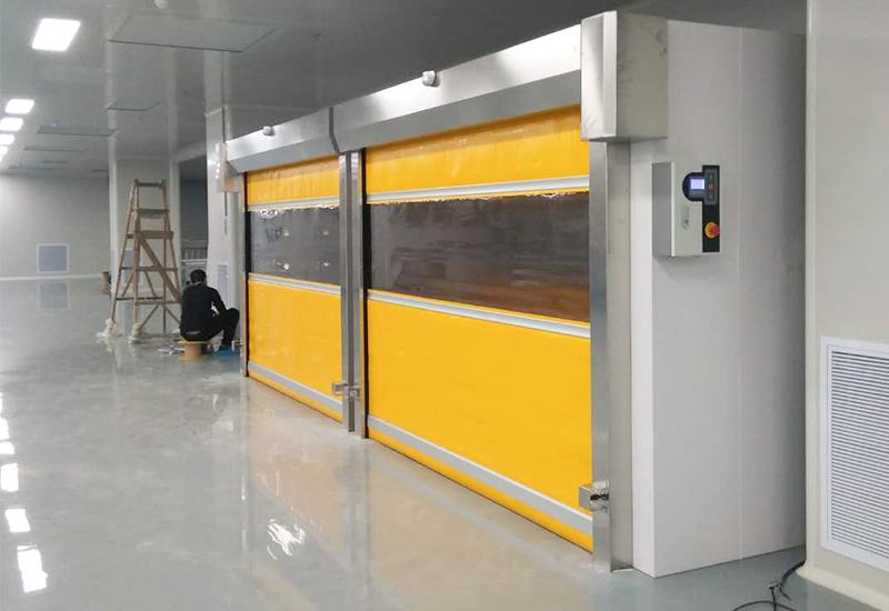 快速卷帘门货淋室