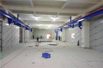 注塑车间施工现场